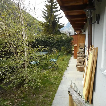 Апартаменты In Mit Garten *